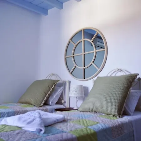 Belogna Ikons Villa Vivlos Room photo