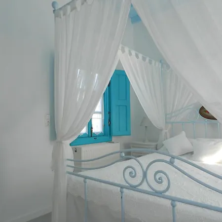 Belogna Ikons Villa Vivlos Room photo