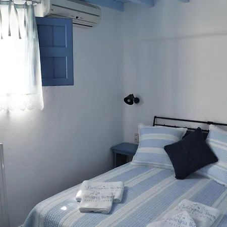 Belogna Ikons Villa Vivlos Room photo